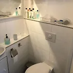Romantisch Tiny Gardenhouse In Beautiful Garden 샬레