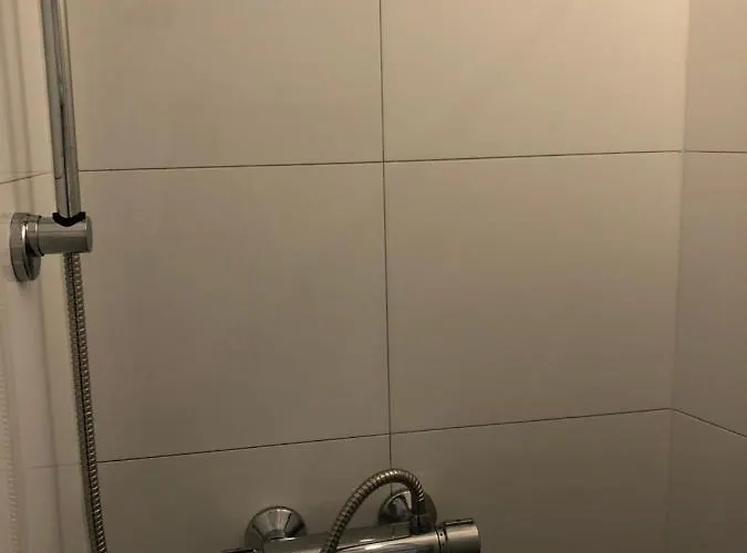 Romantisch Tiny Gardenhouse In Beautiful Garden 샬레 잔드보르트