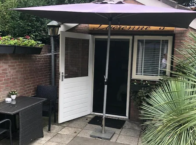 샬레 Romantisch Tiny Gardenhouse In Beautiful Garden *